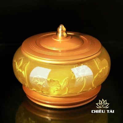 Alternative view of Đèn Dầu Lưu Ly Hà Vận Hoa Sen Chìm Đế Đồng Vàng