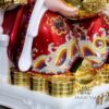 Tượng Thần Như Ý "Tài Nguyên Quảng Tiến" Ngồi Tự Tại Bột Đá Sơn Đỏ, Nhiều Kích Thước - Ảnh 6