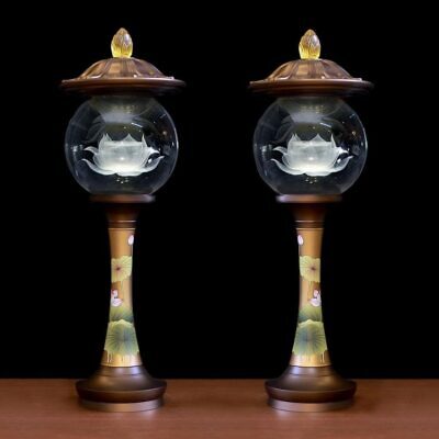 Đôi Đèn Ban Thờ Thần Tài ''Đèn Cầu Nắp Ô'', Thân Đồng In Hoa Sen, Cao 65cm, 85cm