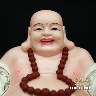 Alternative view of Tượng Đức Di Lặc Ngồi Nằm Sứ Trắng Áo Hoa, Nhiều Kích Thước