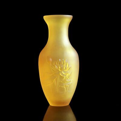 Lọ Hoa Thần Tài Lưu Ly Thanh Liên Vàng Hoa Sen Nổi, Cao 24cm