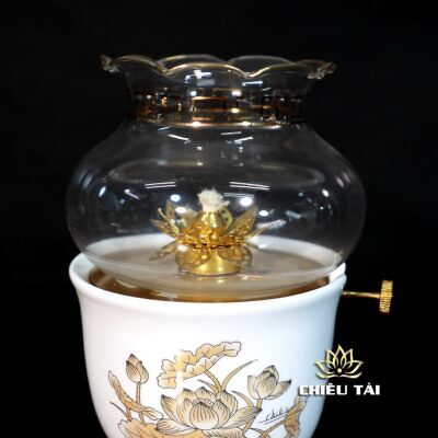Alternative view of Đèn Dầu Thần Tài Sứ Trắng Hoa Sen Vàng, Cao 15-18cm