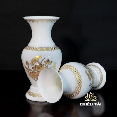 Alternative view of Lọ Hoa Thần Tài Thờ Cúng Sứ Trắng Hoa Sen Vàng, Nhiều Kích Thước