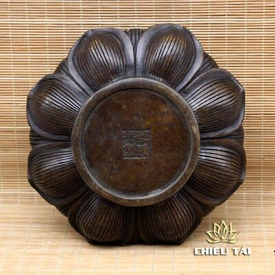 Alternative view of Lư Trầm Bằng Đồng Thau Hình Hoa Sen, Cỡ 8.5cm | 9.5cm | 12.5cm