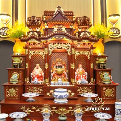 Alternative view of Bộ Ban Thờ Thần Tài Thổ Địa Ba Gian Sứ Trắng Sen Hồng Lá Xanh “Thái Hòa Hưng Vượng”, KT 157*127*189cm