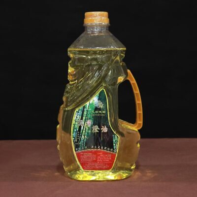 Dầu Trầm Thờ Hồng Kông Dùng Thắp Đèn, Chai 2 Lít